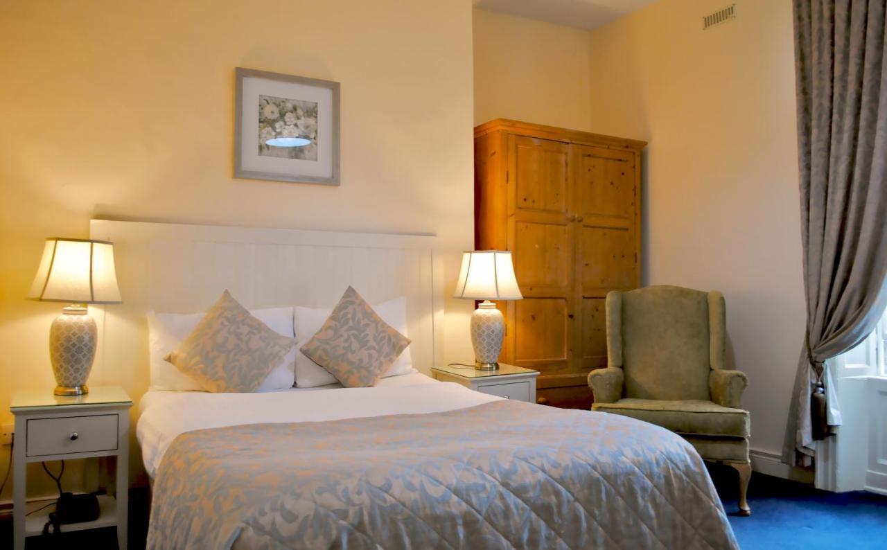 Baggot Court Townhouse Hotel Дъблин Екстериор снимка