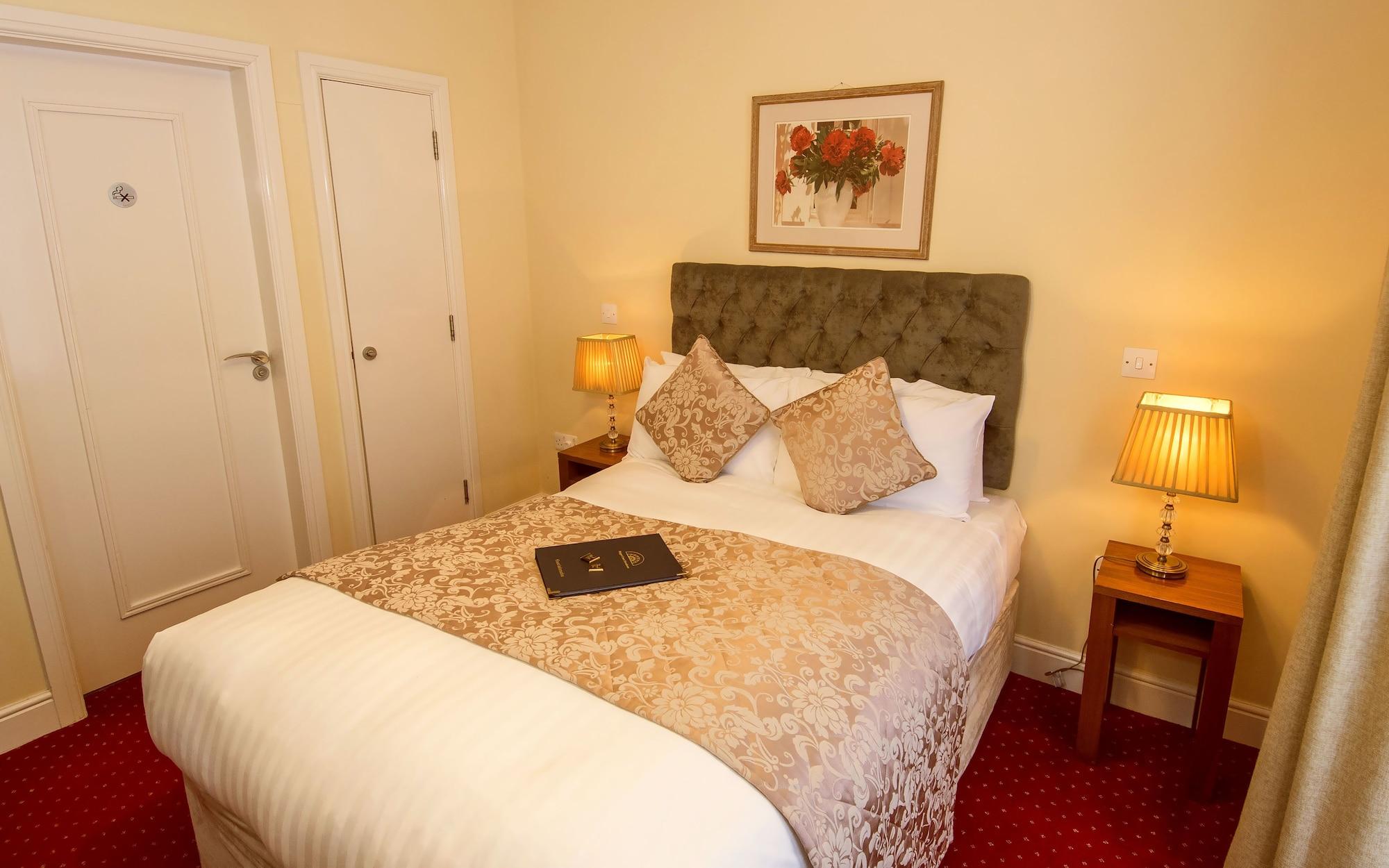 Baggot Court Townhouse Hotel Дъблин Екстериор снимка