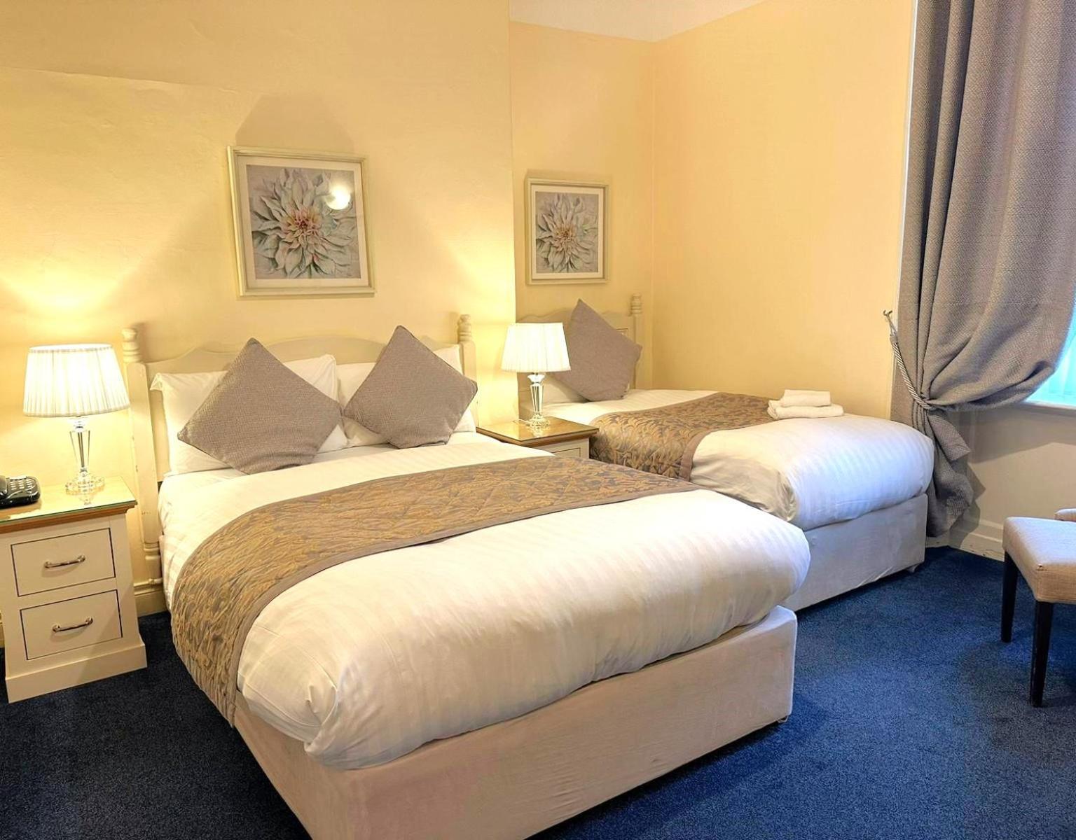 Baggot Court Townhouse Hotel Дъблин Екстериор снимка